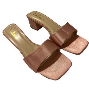 💜 New without tags Lulus Ladies Heels